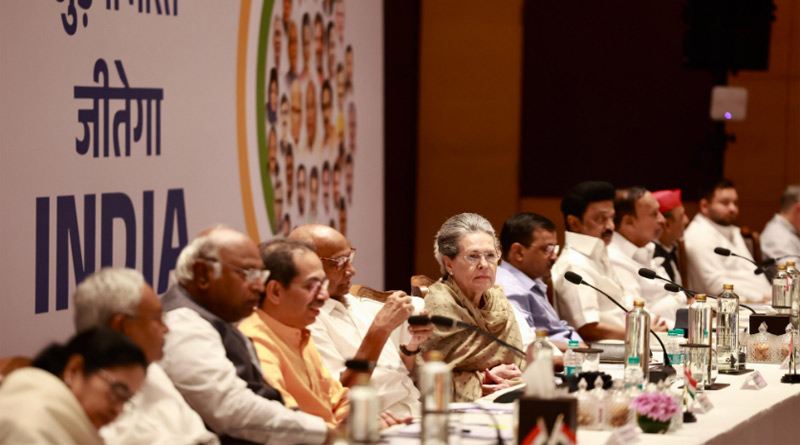 ‘যতদূর সম্ভব হয় একসঙ্গে লড়ব’, মুম্বইয়ের মেগা বৈঠকে প্রতিজ্ঞা INDIA জোটের