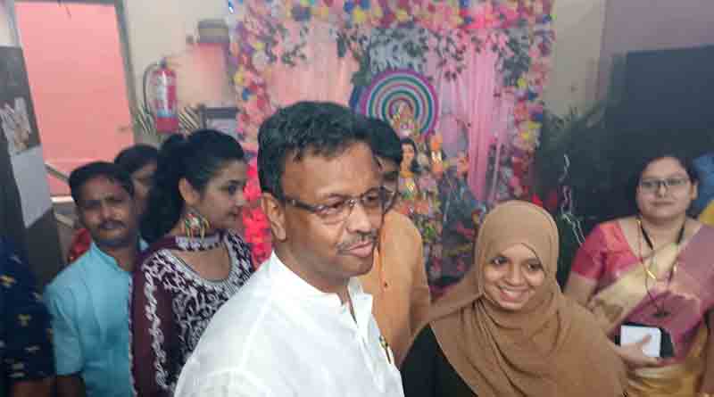 ‘মোরা এক বৃন্তে দু’টি কুসুম…’, হিন্দু-মুসলিম মিলে বিশ্বকর্মা পুজো কলকাতা পুরসভায়