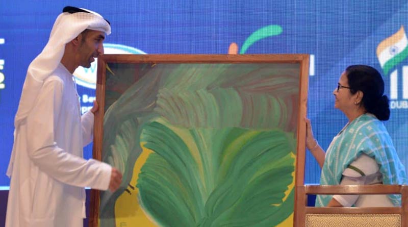 CM Mamata Banerjee gifts a painting to UAE Minister Thani Bin Ahmed Al Zeyoudi । Sangbad Pratidin