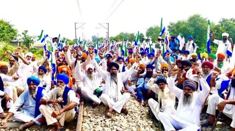 Punjab Protesting farmers Start 3-day Rail Roko | Sangbad Pratidin
