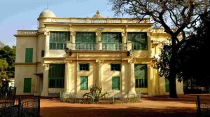 সপ্তাহান্তের ছুটিতে শান্তিনিকেনে যাওয়ার প্ল্যান? বিশ্বভারতী পরিদর্শনের টিকিট মিলবে মোবাইলেই!
