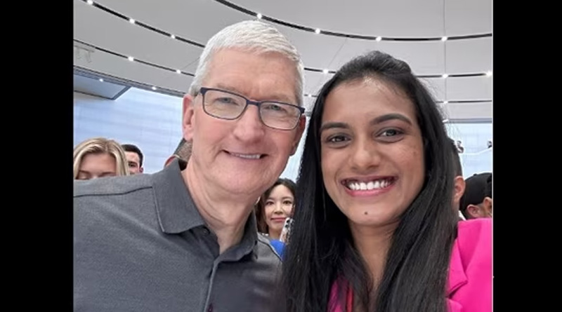 PV Sindhu shares picture with Apple CEO Tim Cook | Sangbad Pratidin