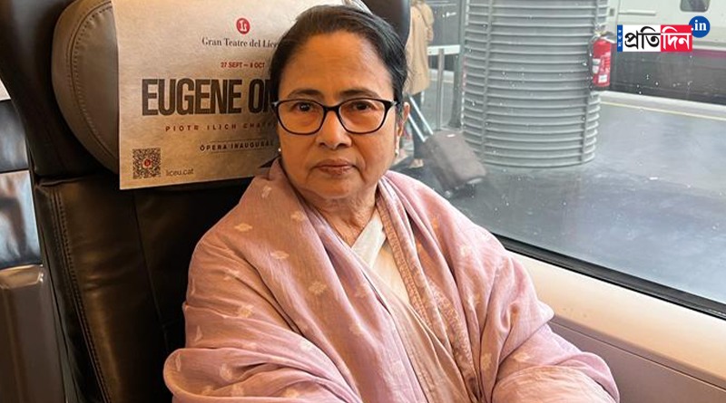 WB CM Mamata Banerjee refused to take first class train journey in Spain | Sangbad Pratidin