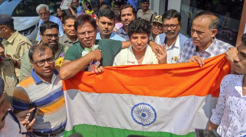 Siliguri’s Richa Ghosh returns home after triumph in Asian Games Cricket । Sangbad Pratidin