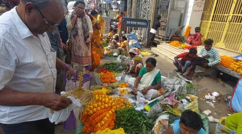 Laxmi Puja 2023: Prices of flowers soar before Laxmi Puja 2023 । Sangbad Pratidin