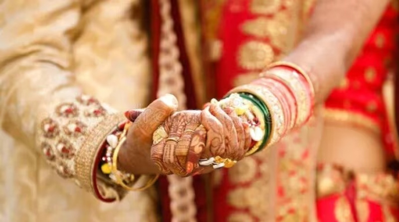 Allahabad High Court Says Hindu marriage invalid without Saat Pheras | Sangbad Pratidin
