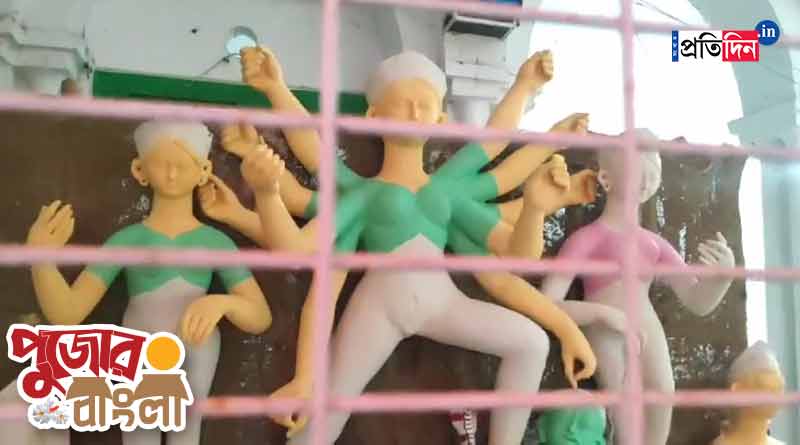 Bonedi Barir Durga Puja: ইতিহাসের পাতায় আজও স্মরণীয় চন্দননগরের বসুবাড়ির পুজো, জেনে নিন মাহাত্ম্য