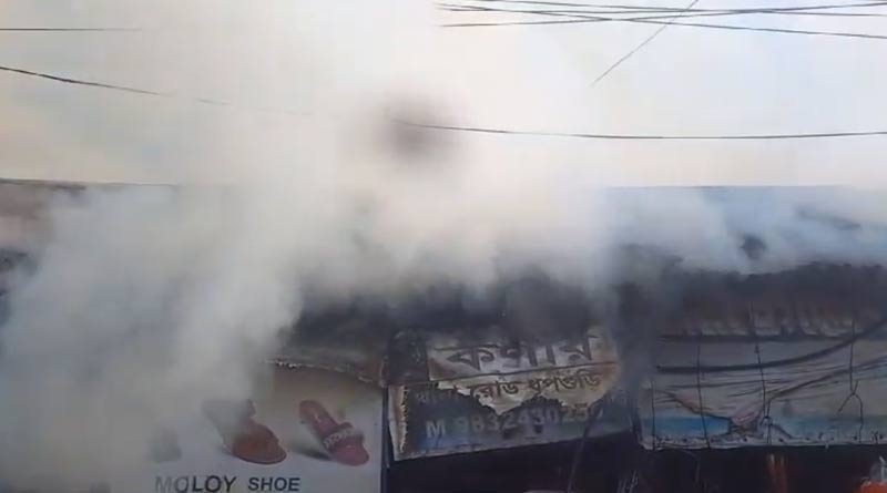 Massive fire engulfs Dhupguri market during shopping of Laxmi Puja, huge loss | Sangbad Pratidin