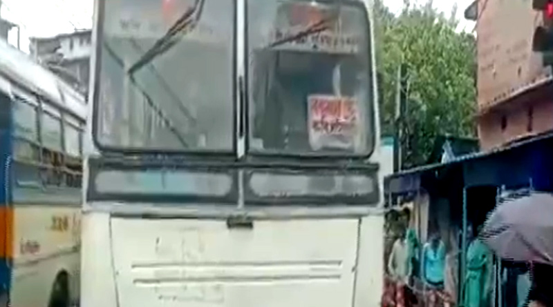 Man died in Kolkata Road Accident, Bus driver arrested | Sangbad Pratidin