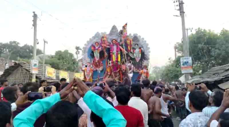 Durga Puja 2023: Communal Harmony in Durga Puja immersion in Chanchal | Sangbad Pratidin