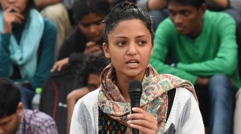 ‘মধ্যপ্রাচ্যের হাল দেখুন… ভারতীয়রা কত ভাগ্যবান!’ মোদি-শাহর প্রশংসায় পঞ্চমুখ শেহলা রশিদ