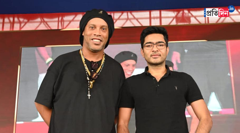 Abhishek with Ronaldinho: Brazilian star meets TMC leader at Batanagar