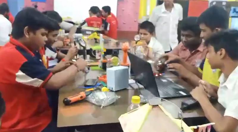 Students of this school in Basirhat are making new instruments with the help of AI into their hi-tech lab | Sangbad Pratidin