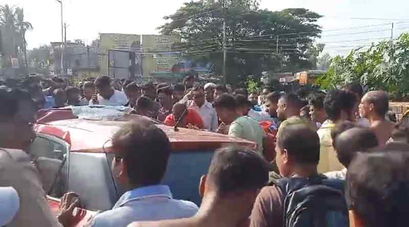 নন্দকুমারে দিঘাগামী গাড়ির সঙ্গে বাসের মুখোমুখি সংঘর্ষ, মৃত ৪