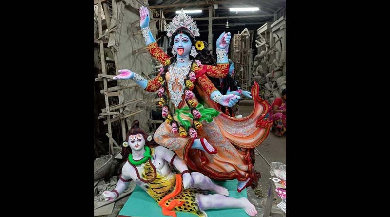 পাঁচ শতকের মন্দিরে শিবমূর্তির মাথা কাটল দুষ্কৃতী! জোর শোরগোল বড়ঞায়