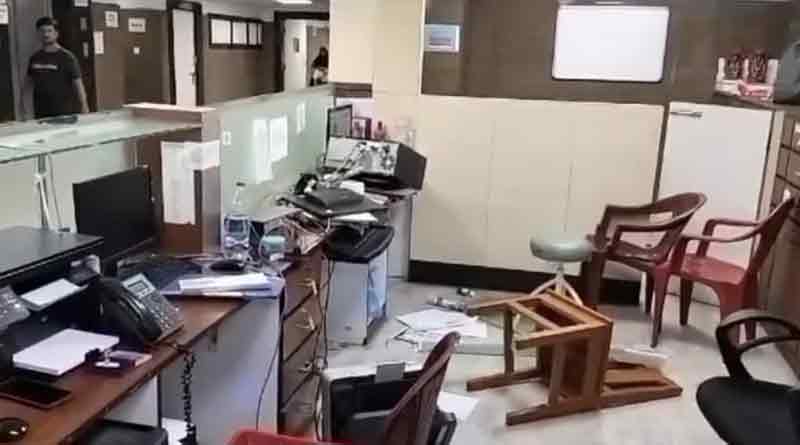 রোগী রেফারকে কেন্দ্র করে ধুন্ধুমার মহেশতলার হাসপাতালে, ভাঙচুর চালাল পরিবার!