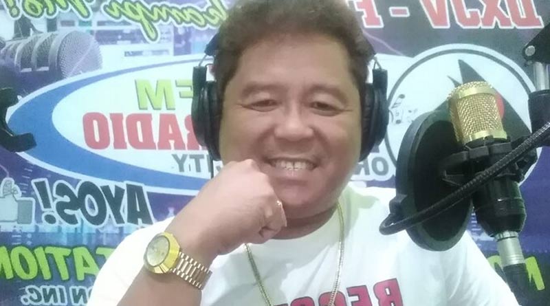 Radio broadcaster shot dead inside studio in Philippines, panic among the journalists | Sangbad Pratidin