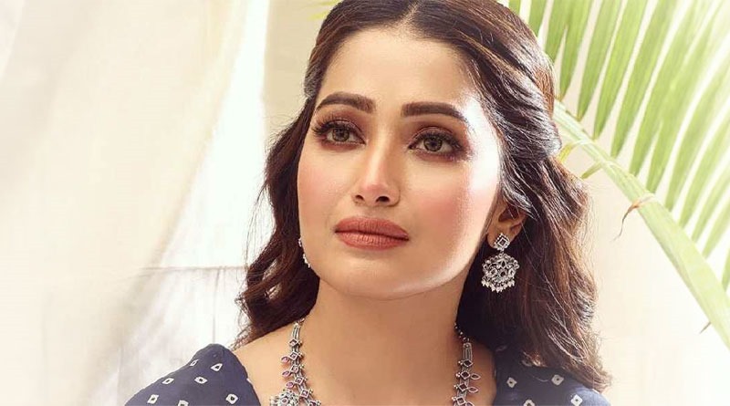 বিয়ের ছমাসের মধ্যেই অঘটন, আলোর উৎসবের মাঝে প্রিয়জনকে হারালেন সুদীপ্তা