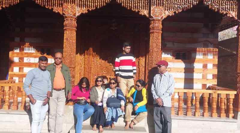 Tourists in trouble while visiting Himachal Pradesh with tour companies | Sangbad Pratidin