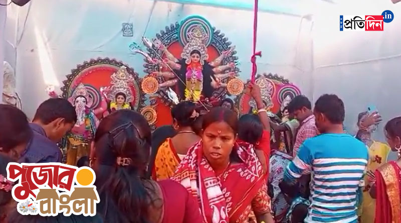 Durga Puja 2023: One day Durg Puja at Dinajpur draws devotees | Sangbad Pratidin