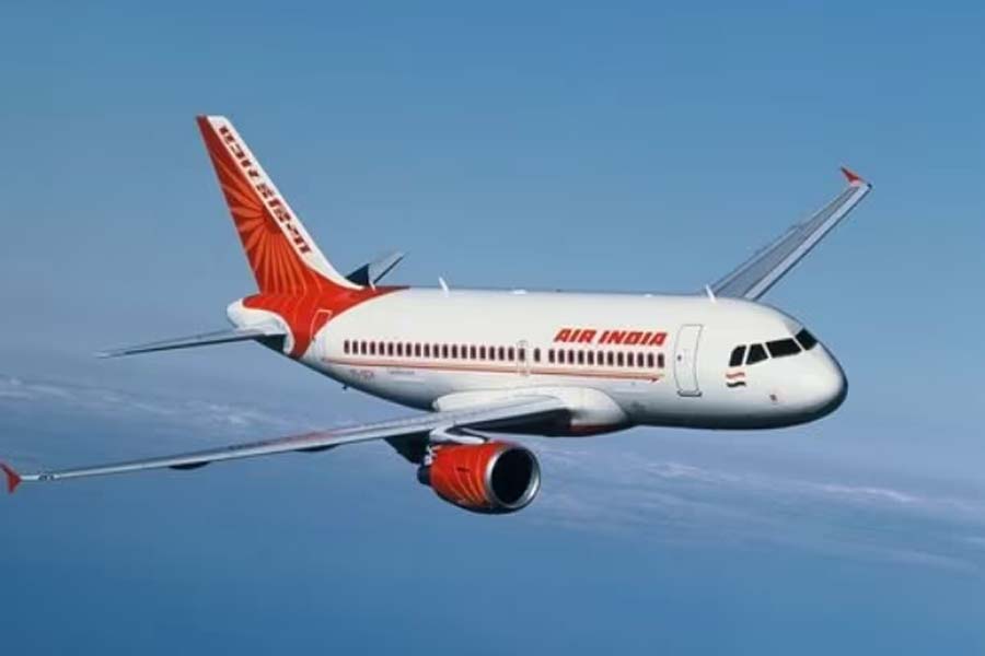 Air India's 'no cost' offer for Delhi IGI passengers amid fog | Sangbad Pratidin