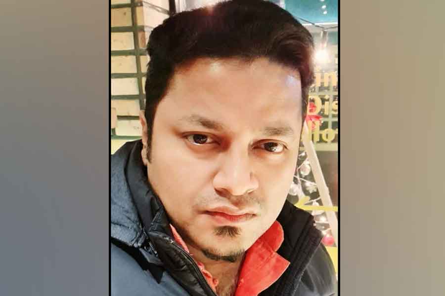 ঘরেও চোর, বাইরেও চোর! পদ হারানোর পরেও বর্ষশেষে ইঙ্গিতপূর্ণ পোস্ট অনুপমের