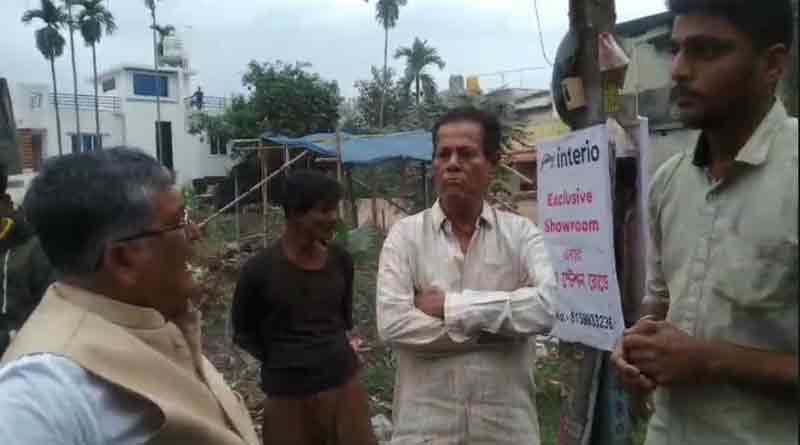 MLA forces man to do sit-ups, stirs row | Sangbad Pratidin