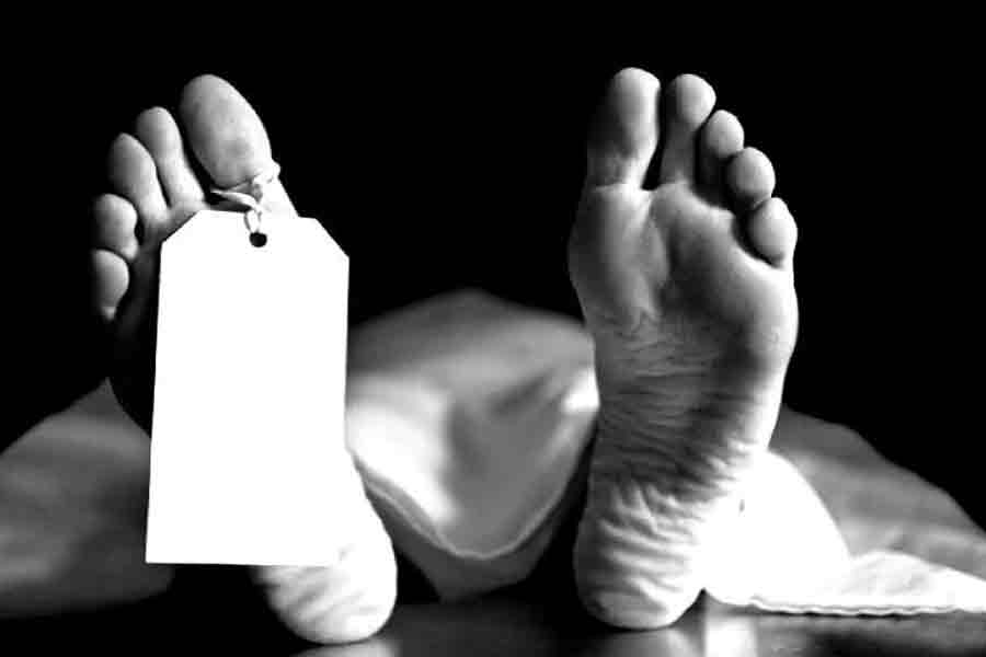 A minor student allegedly killed herself in Nadia