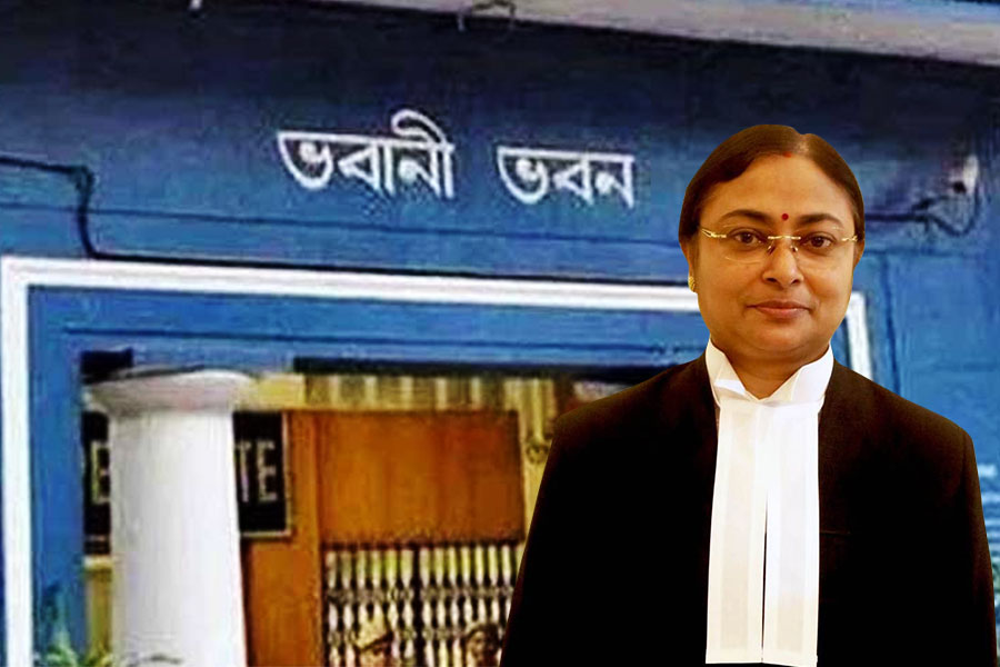 CID hits back at husband of Justice Amrita Sinha । Sangbad Pratidin