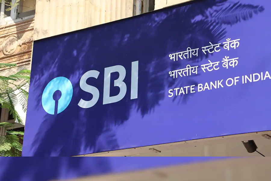 SBI makes history first bank to join India international bullion exchange