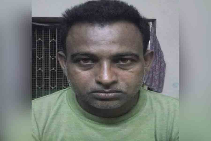 Bankura TMC leader detained by Kolkata Police | Sangbad Pratidin