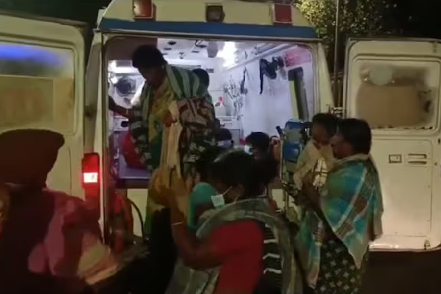 12 hospitalised as ammonia gas leaks at Tamil Nadu | Sangbad Pratidin
