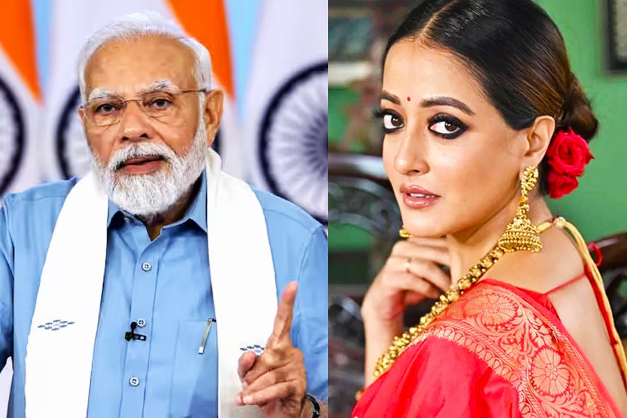PM Modi asks BJP workers to watch Raima Sen's movie, here is why | Sangbad Pratidin