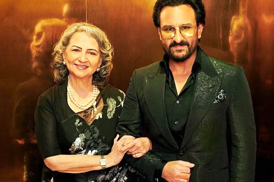 Sharmila Tagore is aghast as Saif Ali Khan don't know the meaning of putra moh | Sangbad Pratidin