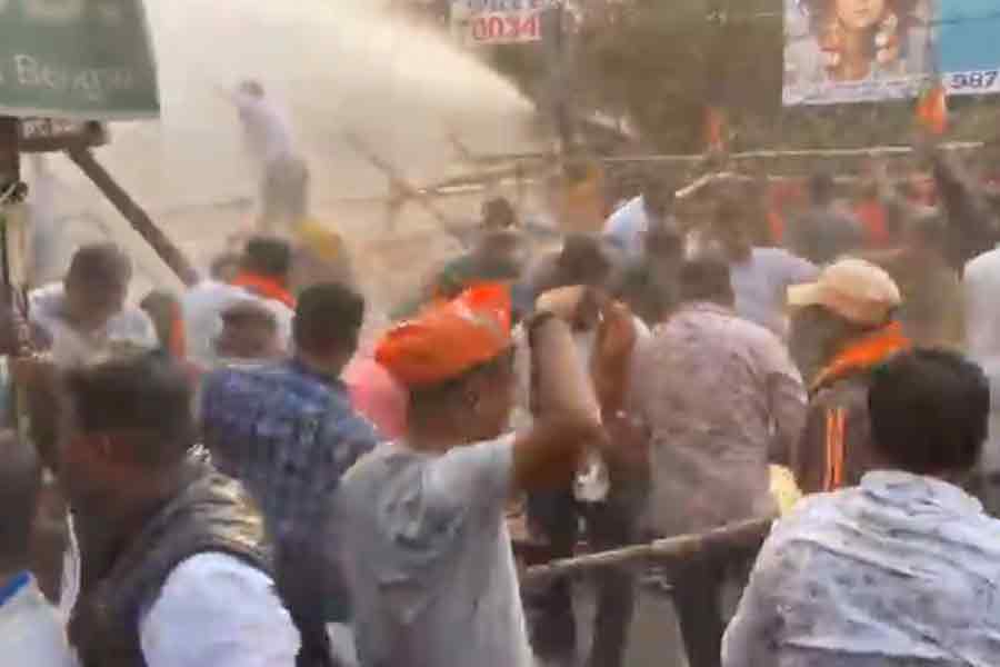 BJP rally led by Sukanta Majumder at Barrackpore turns violent | Sangbad Pratidin
