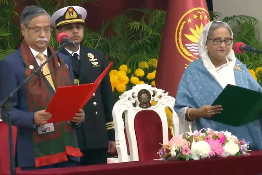 Bangladesh PM Sheikh Hasina takes oath at Bangabhaban, Dhaka | Sangbad Pratidin