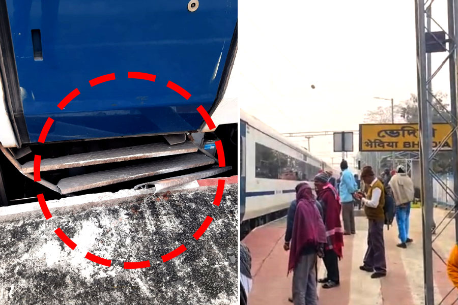 Vande Bharat Express stopped Bhedia railway station for this reason | Sangbad Pratidin