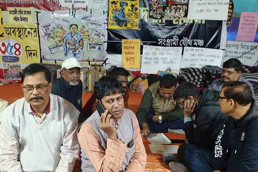 DA protesters to stage mega rally in Kolkata, threatens strike | Sangbad Pratidin