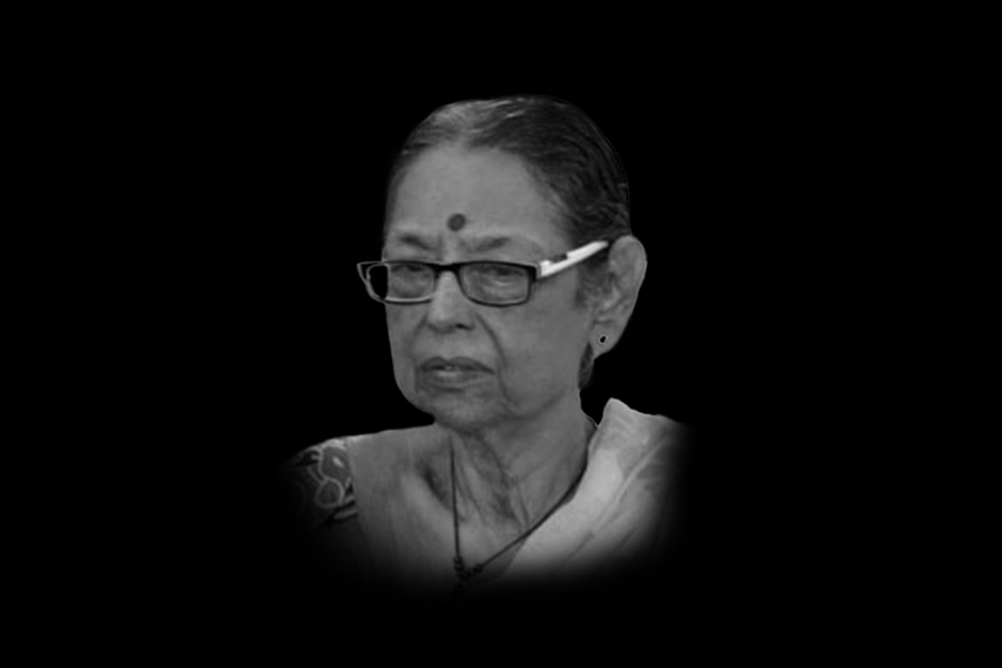 Poet Debarati Mitra passed away | Sangbad Pratidin
