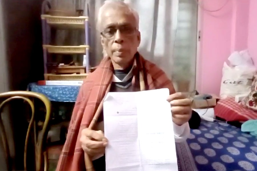 এক ফোনে উধাও ৫ লক্ষ টাকা! হুগলির হিন্দমোটরে প্রতারিত বৃদ্ধ দম্পতি