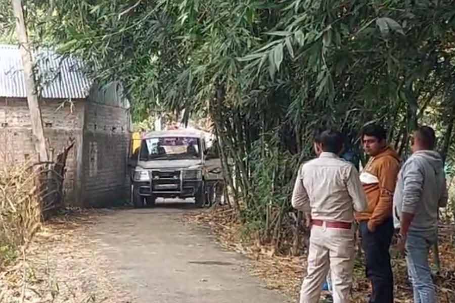 সাক্ষী দেওয়ায় হাঁসখালির নিহত নির্যাতিতার কাকাকে বেধড়ক ‘মার’, মিলল খুনের হুমকিও