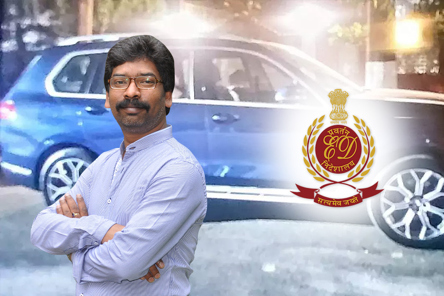 Jharkhand CM Hemant Soren absconded after ED raid his residence, his BMW seized | Sangbad Pratidin