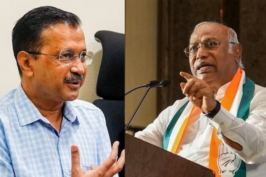 AAP, congress tie up for key Chandigarh Polls | Sangbad Pratidin