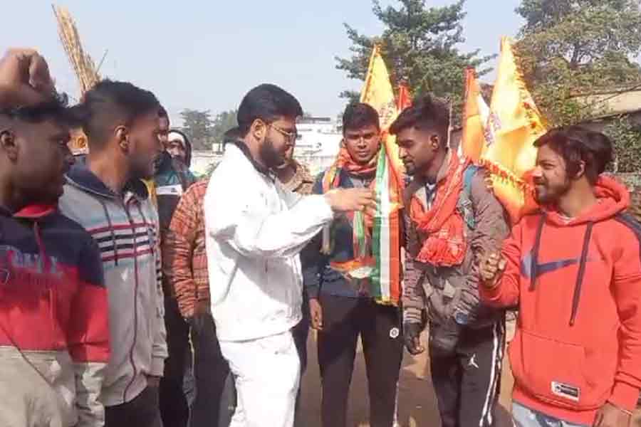 সাইকেলে মালদহ থেকে অযোধ্যা! রামমন্দির উদ্বোধনের সাক্ষী হতে যাত্রা শুরু ২ যুবকের