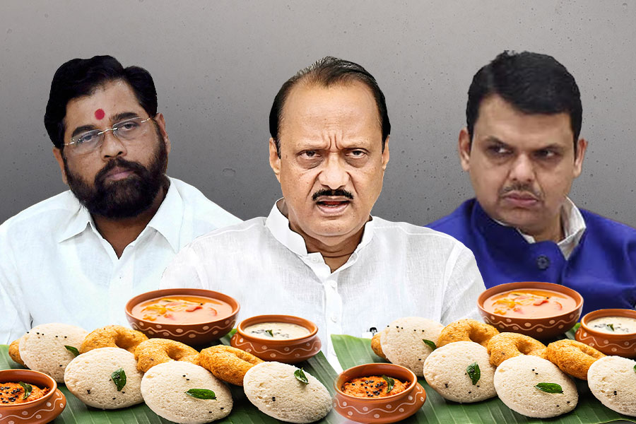 মহারাষ্ট্রের মুখ্যমন্ত্রী ও উপমুখ্যমন্ত্রীর জলখাবারে খরচ ৬.৫ কোটি টাকা!