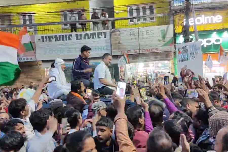 Rahul Gandhi lashes out at BJP govt | Sangbad Pratidin