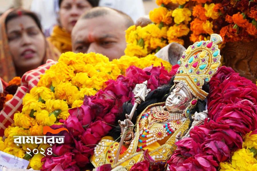 প্রাণ প্রতিষ্ঠার আগে ‘পরিসর ভ্রমণ’, রামমন্দিরে বসল প্রতীকী মূর্তি