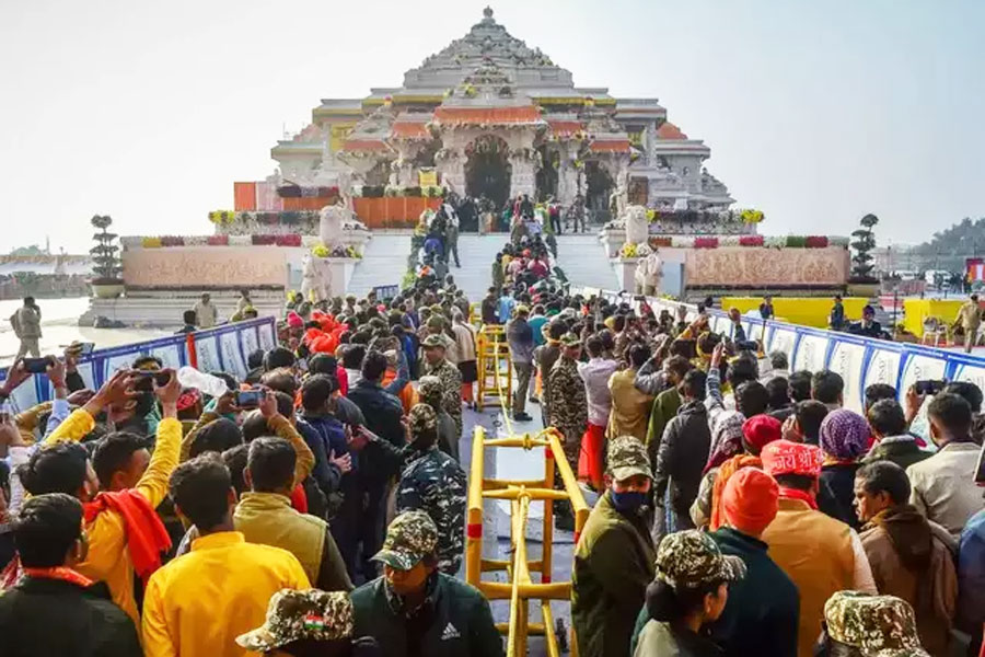 19 lakhs devotees in 6 days at Ram Mandir in Ayodhya | Sangbad Pratidin