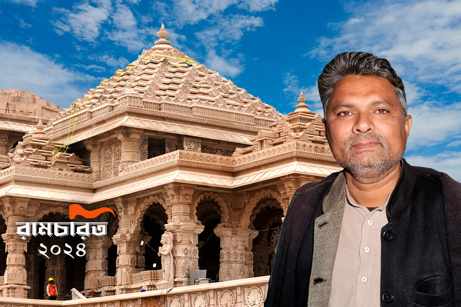 Muslim man Noor Alam arranges langar for devotees in Ram Mandir, Ayodhya | Sangbad Pratidin