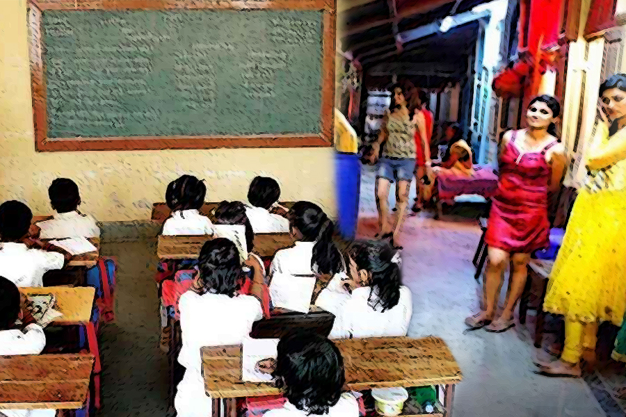 Break the Barriers, special school at Kalighat for children of flesh traders | Sangbad Pratidin